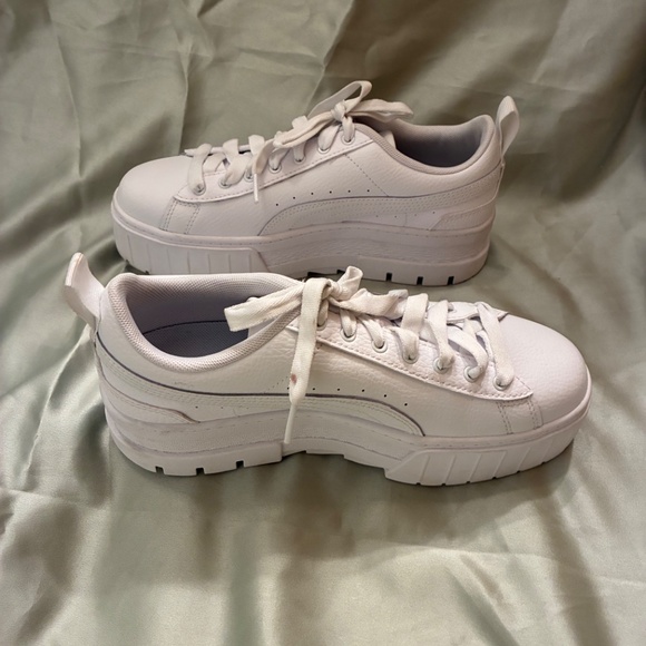 Puma Women's Mayze Mis Platform White Lace Up Sneakers Size 6.5 Worn Once VGUC+ - Picture 3 of 15